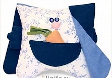 Подушка «Заяц с морковкой» | Интернет-магазин изделий из льна «Линайф»